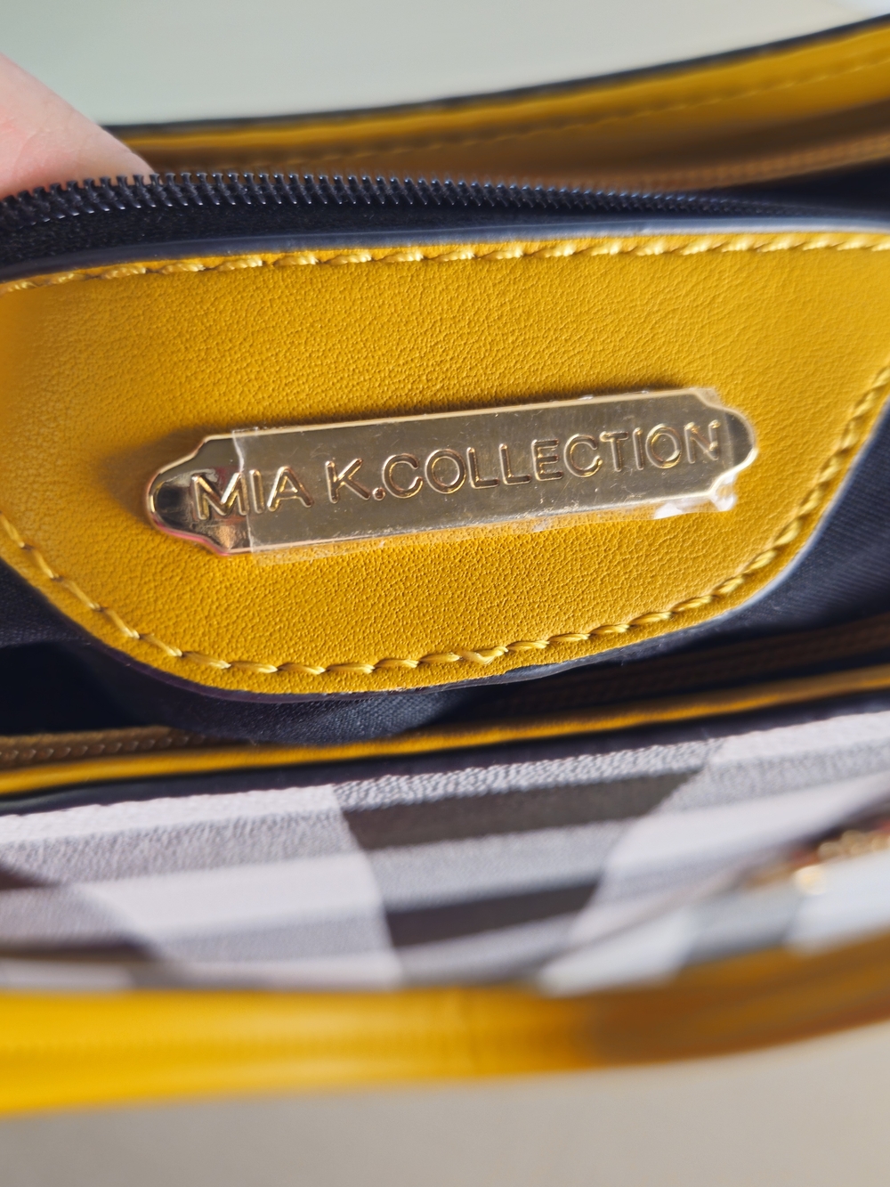 Mia K Bonita Tote Bag - Picture 7 of 13